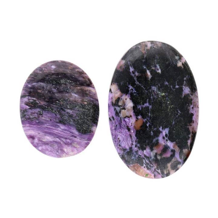 Extra Charoite Cabochon for wholesale by Vives de la Cortada S.L