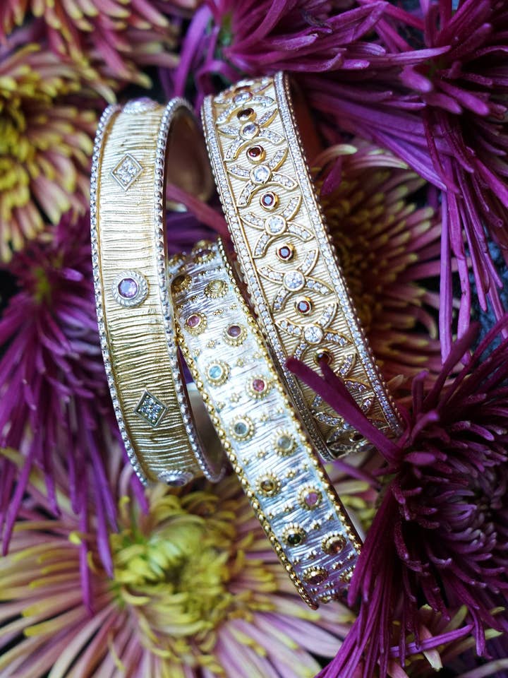 TATIANA GOLD BRACELET for wholesale by DIAPERIS