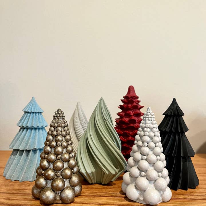 Make My Day Design - Wholesale Christmas Decoration - Cement Christmas Tree Figurines3