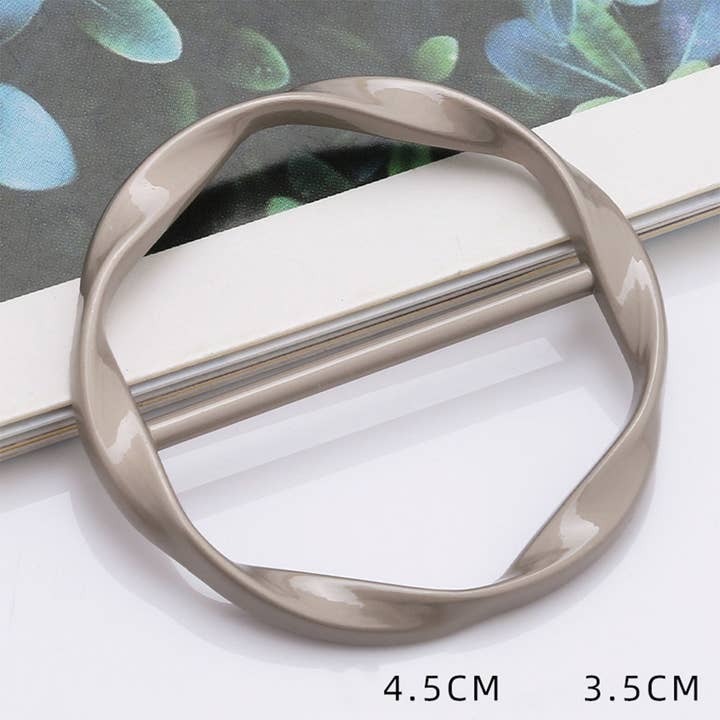 ACCITY - Wholesale Scarf Clip - Women's - METAL RING SIMPLE SCARF RING WITH NO UPKEEP_CWMM2162