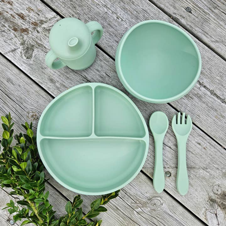 Summerville organic - Wholesale Feeding Set - Baby - 5 pcs Kids Feeding Set Silicone Cameo Green1