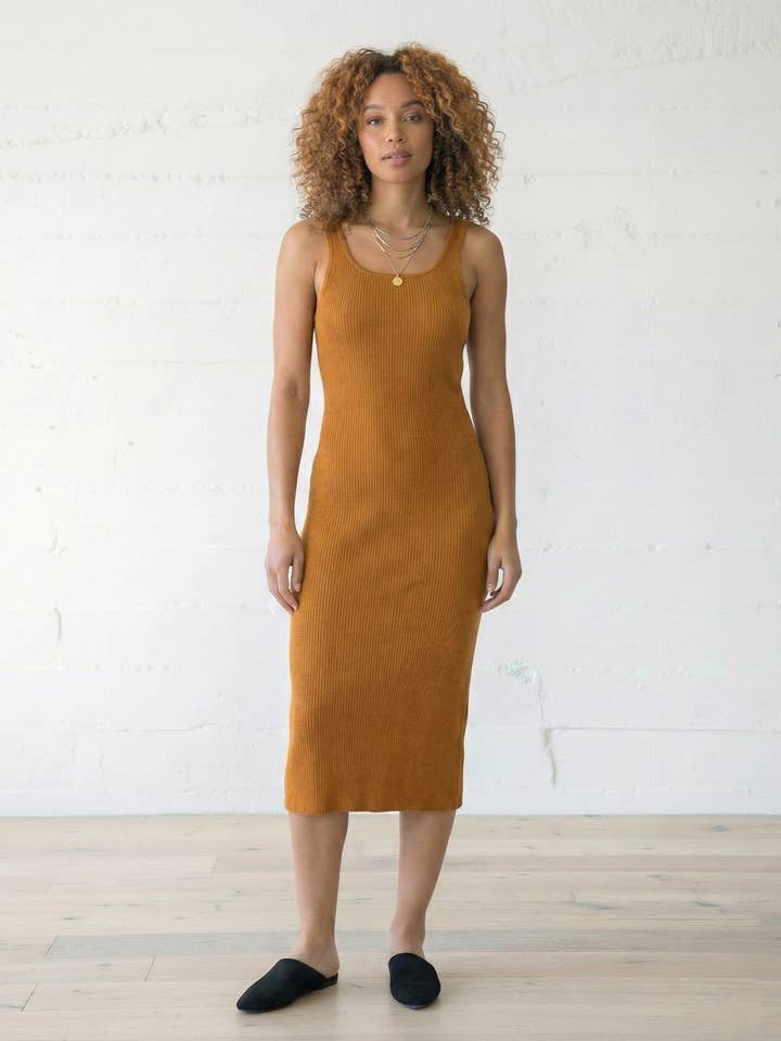 Robe côtelée bio à superpositions pour la vente par Pepper Place Design