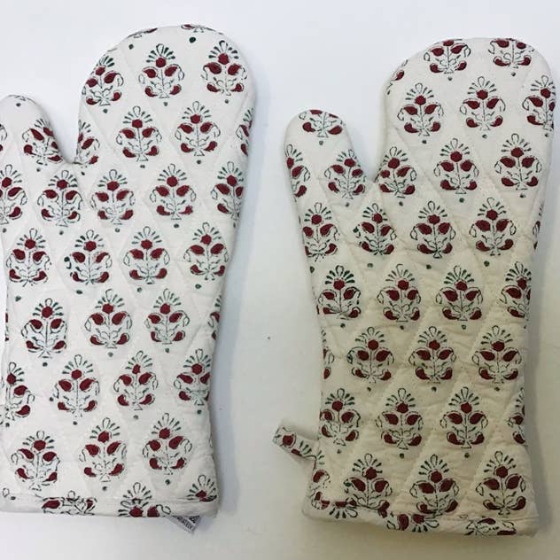 Oven Mitts Pair Alwar Red for wholesale by natural habitat
