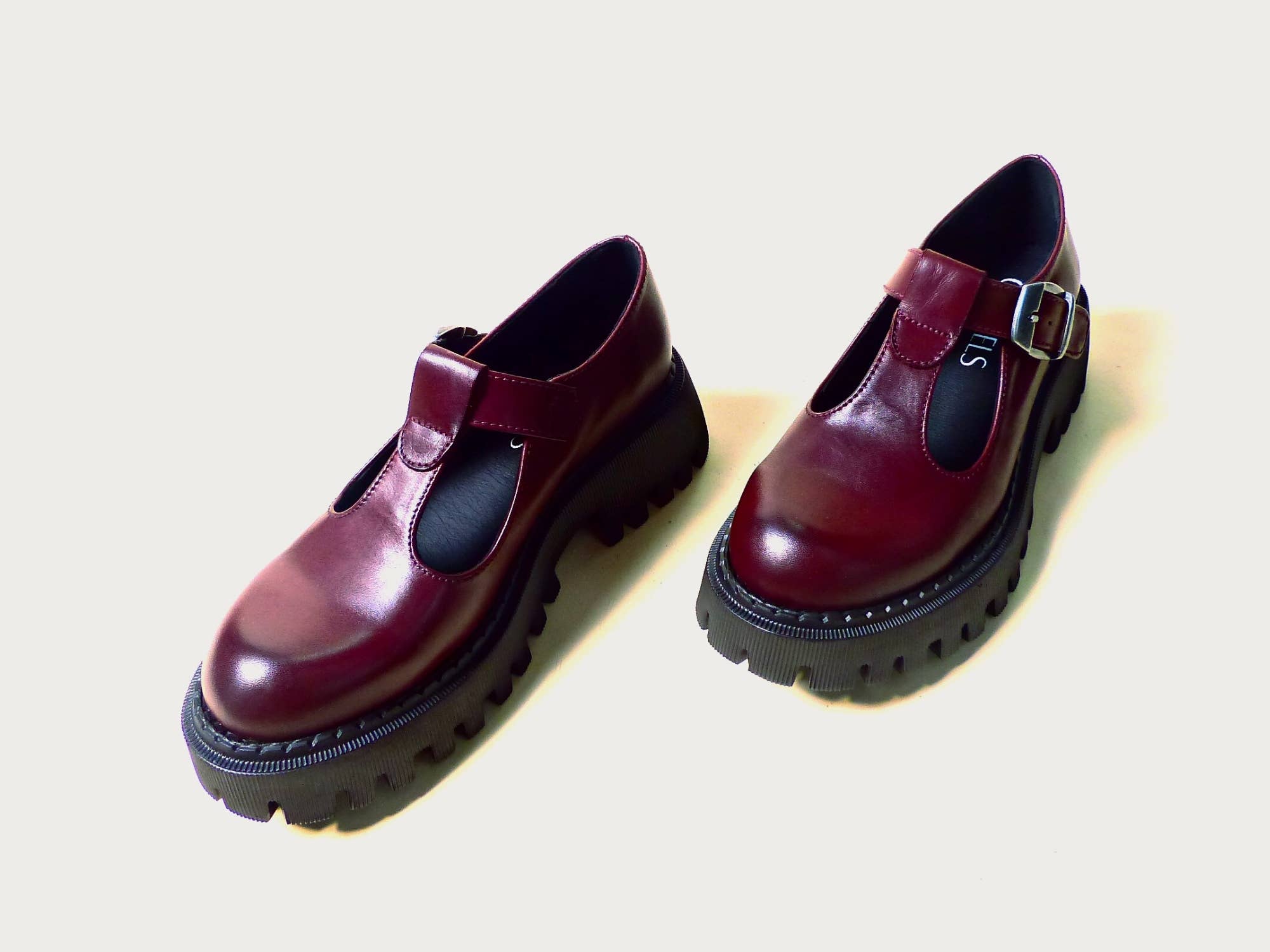 Castiels – Großhandel Flache Schuhe – Damen – Valdis Bordeaux1