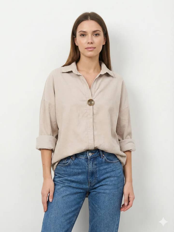 Blouse En Velours Avec Une Bouton Dore @8047_BsVBout pour la vente par Mimi & Gogo