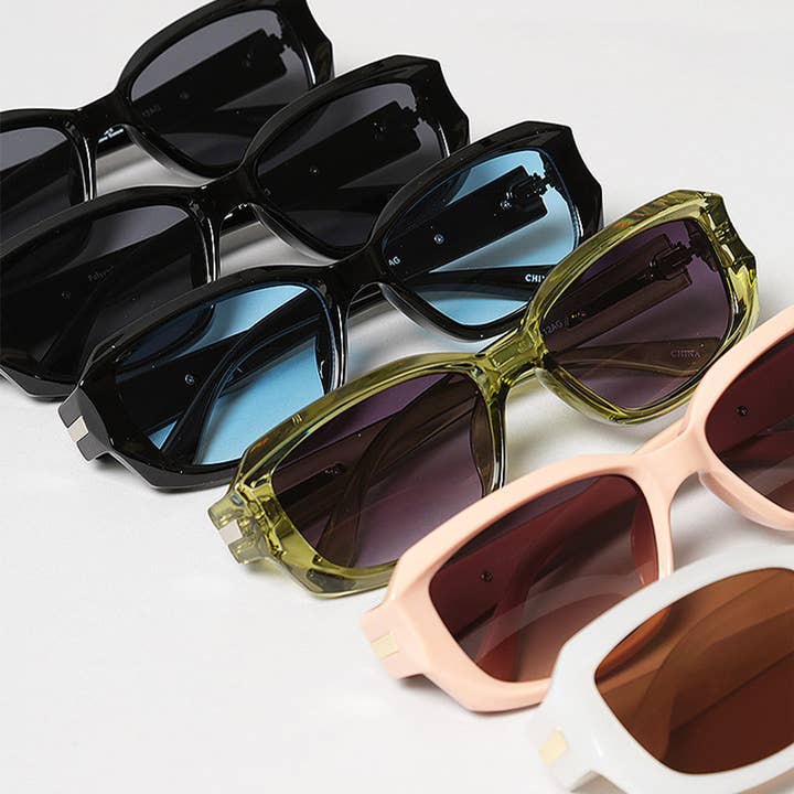 Classic Rectangular Frame Sunglasses for wholesale by Fashion City