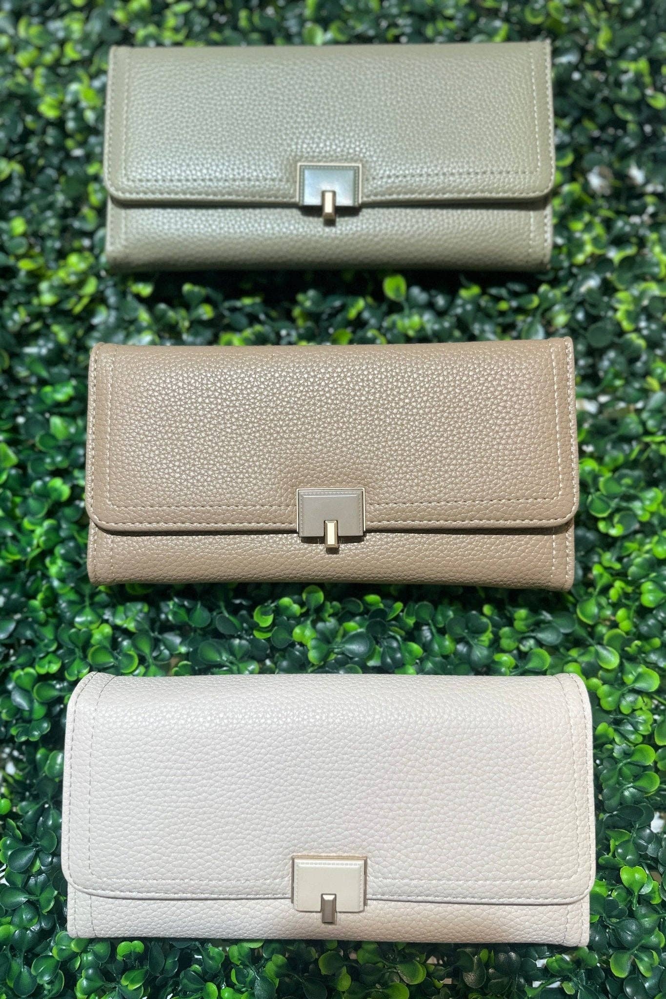 MiMi Wholesale - Wholesale Wallet - Women's - M1477 Melissa Large Wallet9