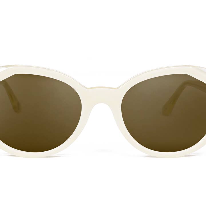 Design de lunettes et lunettes de soleil - COUPE BOLD - Chat Crème pour la vente par Soprattutto