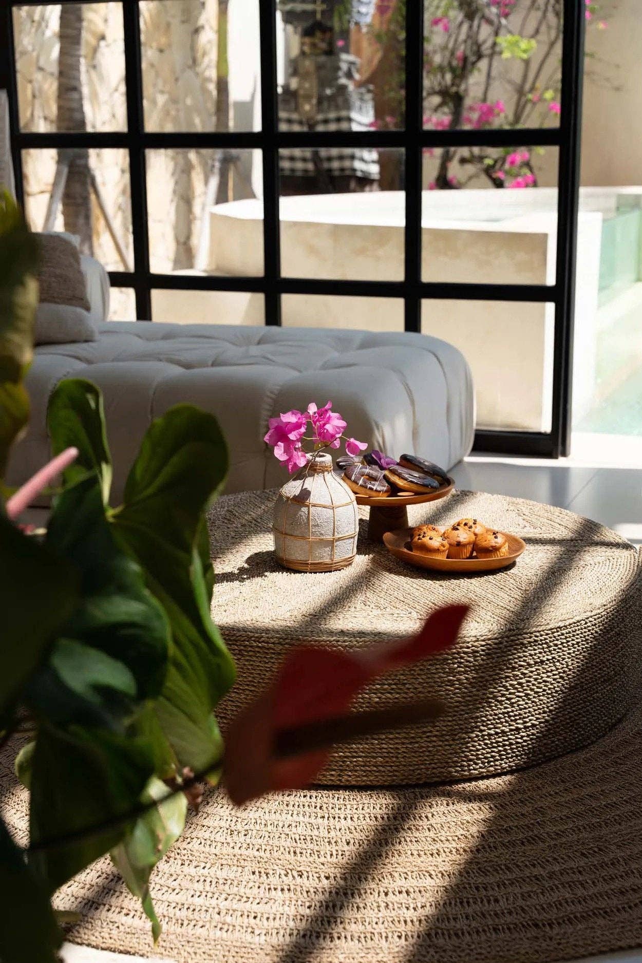 Bazar Bizar Living - Wholesale Cake Stand - The Teak Root Cake Dish - L1