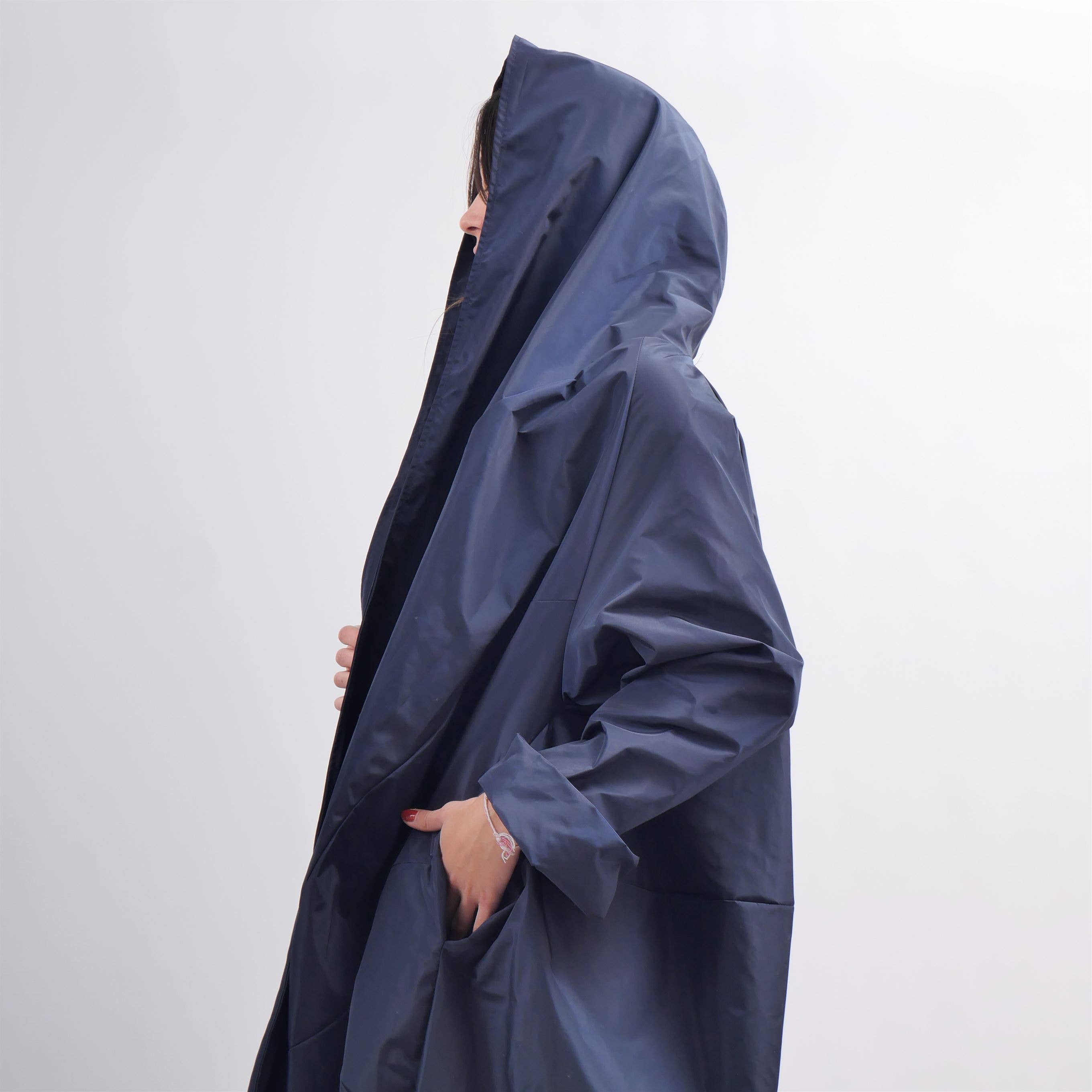 Cecile Wang - Wholesale Raincoat - Women's - Waterproof HM729613