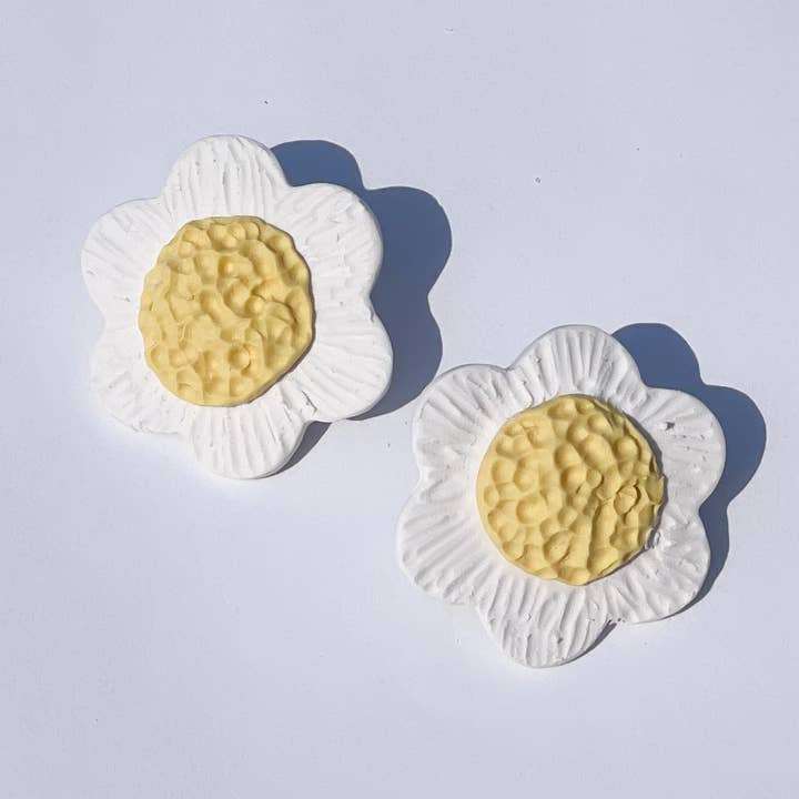 large textured Daisy studs for wholesale by The Color Theory