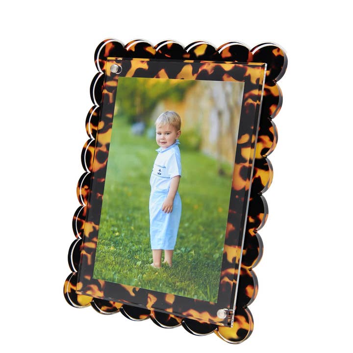 Tara Wilson Designs - Wholesale Picture Frame - SCALLOP FRAME - TORTOISE