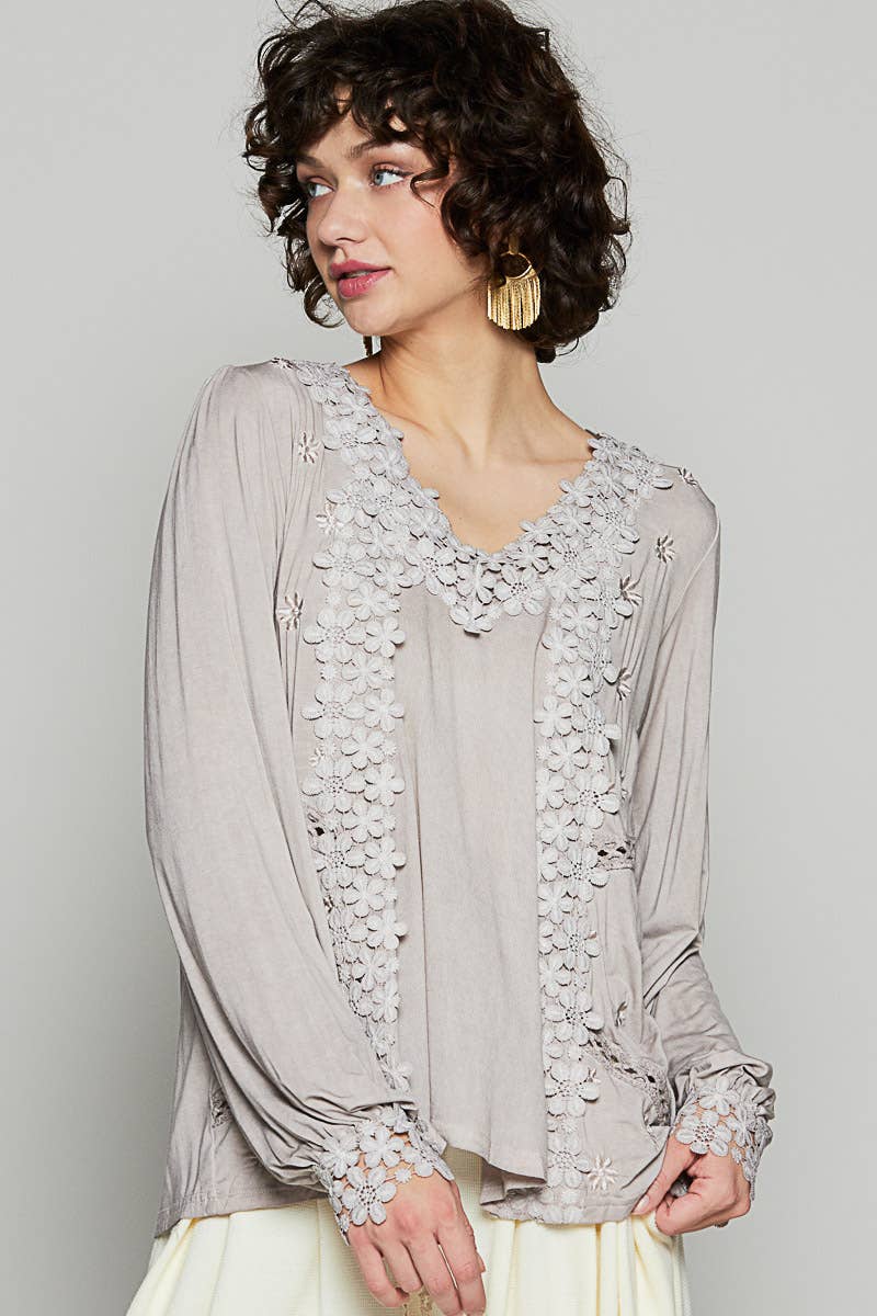 Pol Clothing - Wholesale Blouse - Women's - Long Sleeve Contrast Floral Lace Crochet V-Neck Top7