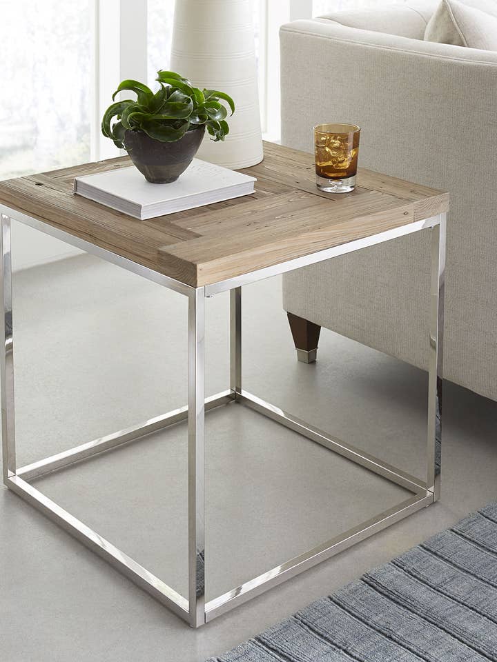 Ace endebord i genvundet gran og poleret rustfrit stål for engroshandel hos Modus Furniture International