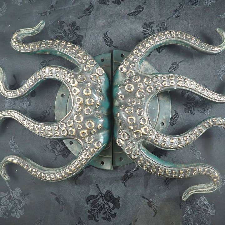 Ubud Glass – wholesale Knob/pull – Brass Octopus Door Handle – Solid Brass Entry Door Pull (Left or Right)12