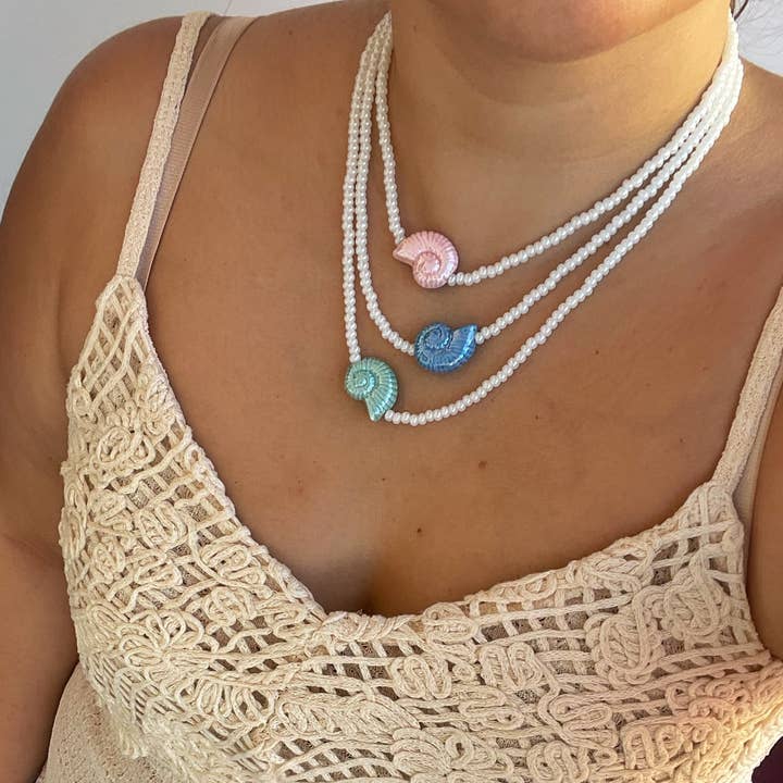 SESIMBRA Necklace and other Purchase Wholesale vidrinhos para lembrancinhas. Free Returns & Net 60 Terms on Faire trending on Faire.