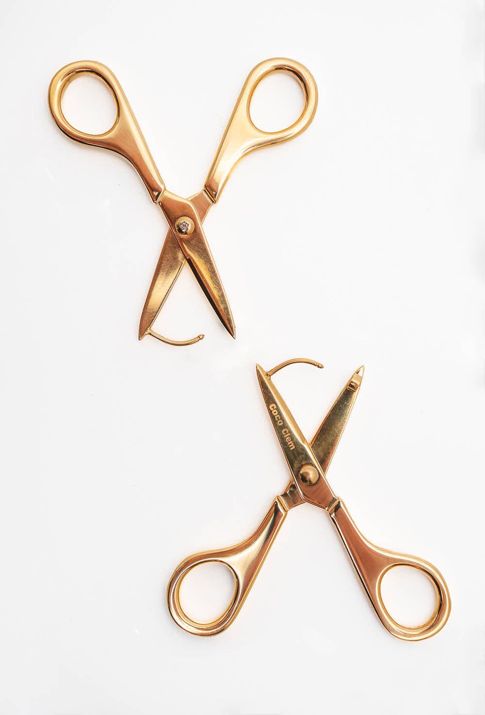 Coco Clem - Wholesale Hoop Earrings - Scissor Earrings in Gold5