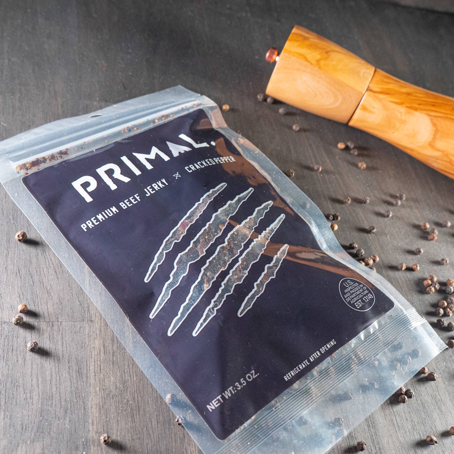 Primal Jerky - Vente Viande séchée - Bœuf séché au poivre concassé Primal 3,5 oz4
