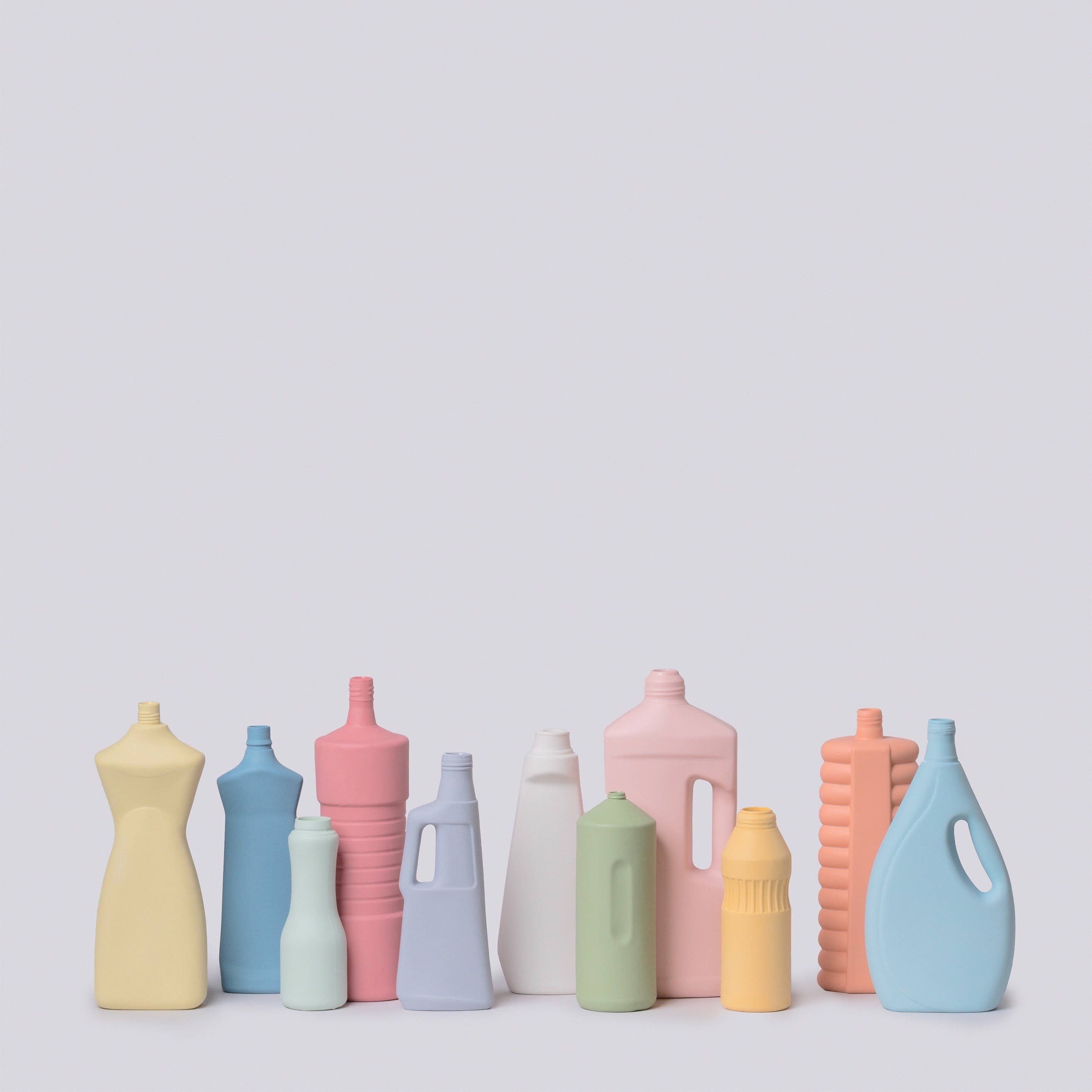 Middle Kingdom - Wholesale Vase - Matte Porcelain Lotion Bottle Vase3