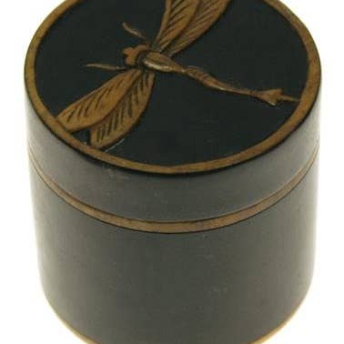 Libélula top - Caja cilíndrica pequeña para decoración de baratija de esteatita para venta al por mayor de The Niger Bend