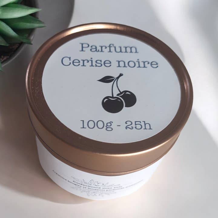 Handgefertigte Kerze mit schwarzer Kirsche für den Großhandel von Une attention délicate