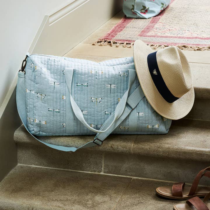 Aquarell-Libelle gesteppte Wochenendtasche für den Großhandel von Sophie Allport