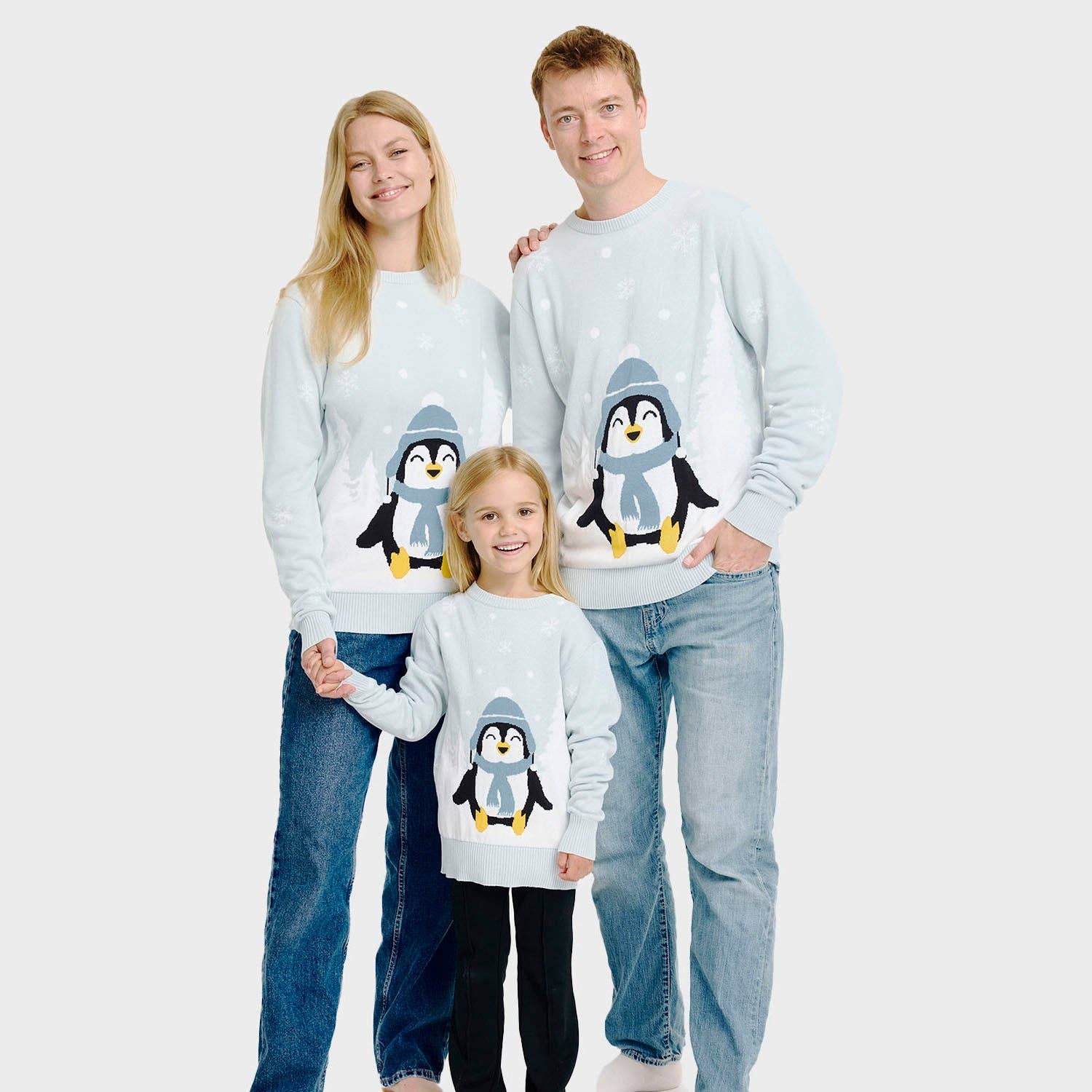 Happy Seasons – Engroshandel Grafisk Sweatshirt - Dame – The Lovely Penguin Christmas Sweater – Women1