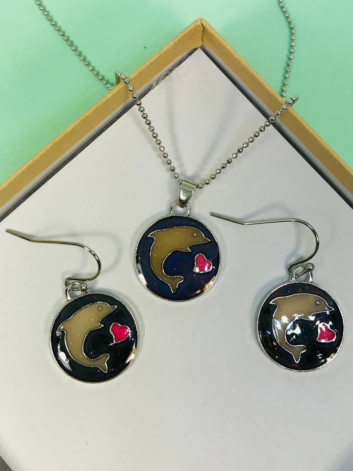 Collar de delfines que cambian de color, pendientes de del para venta al por mayor de SimpleNGreat