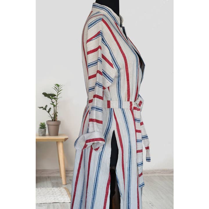 Caftán de Lino Orgánico Tejido a Mano Vintage con Rayas Azules y Rojas para venta al por mayor de MIASETA
