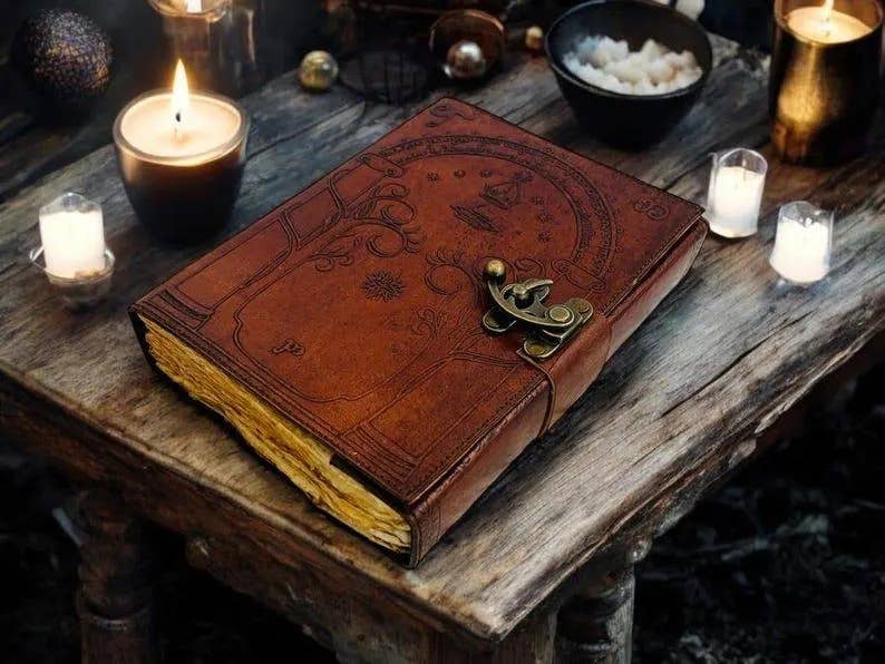 MNM HANDICRAFTS - Vente Journal intime - Carnet artisanal portes de Durin du Seigneur des Anneaux4