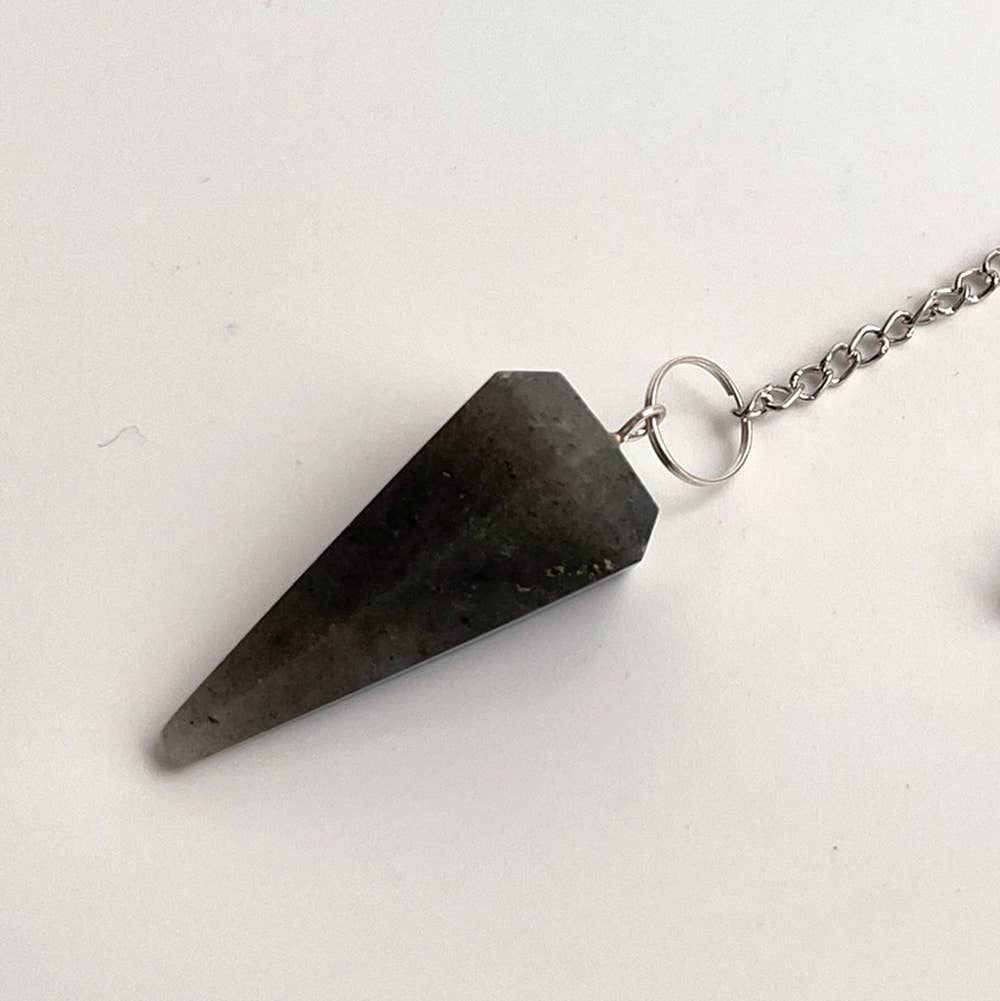 VIE – Engroshandel Meditationsudstyr – Pendul med kæde og 30 mm krystalsten43