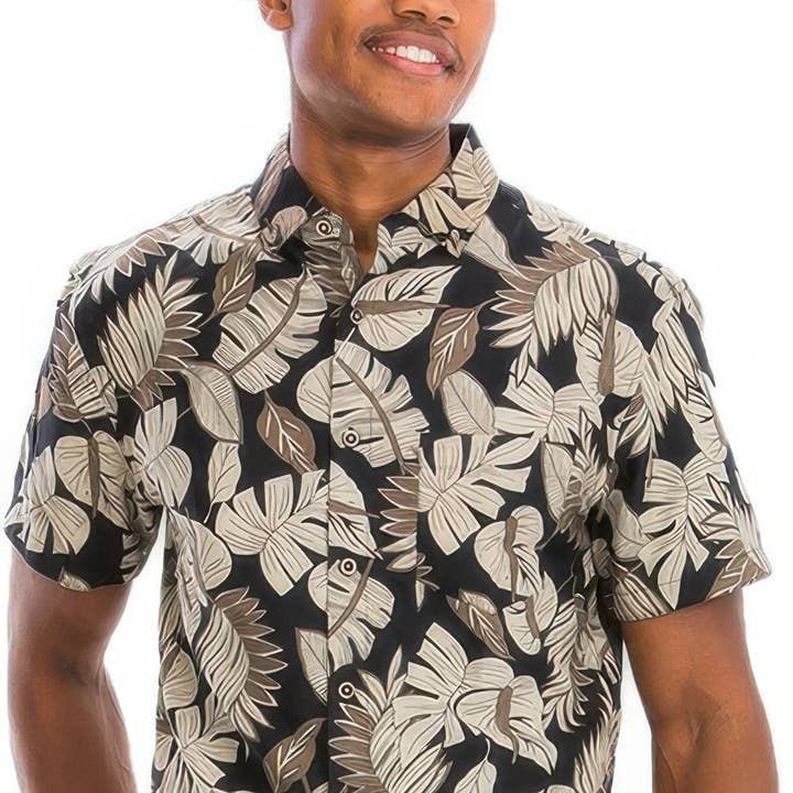 Camisa con botones y estampado hawaiano y otras tendencias de Resultados para hawaianas al por mayor. Devoluciones gratuitas y condiciones de pago a 60 días en Faire en Faire.