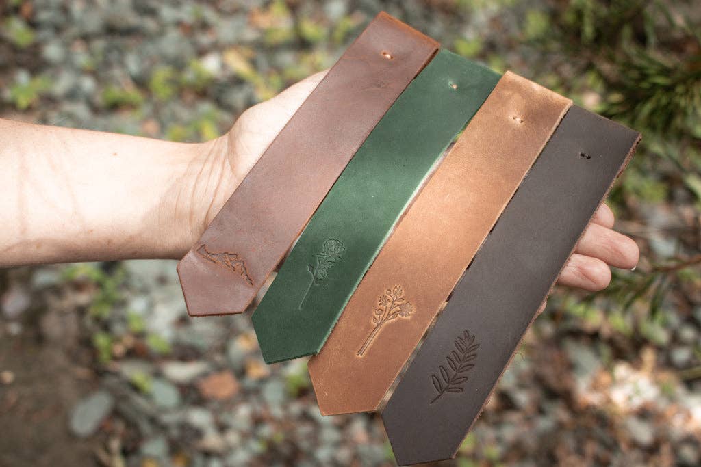 Lucas Ruth - Vente Marque-page - Signets en cuir9