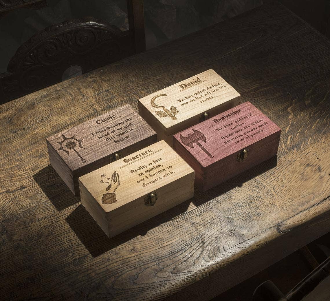 Critit - Vendita all'ingrosso Scatole decorative - Scatola grande per dadi con simbolo e frase personalizzabili2