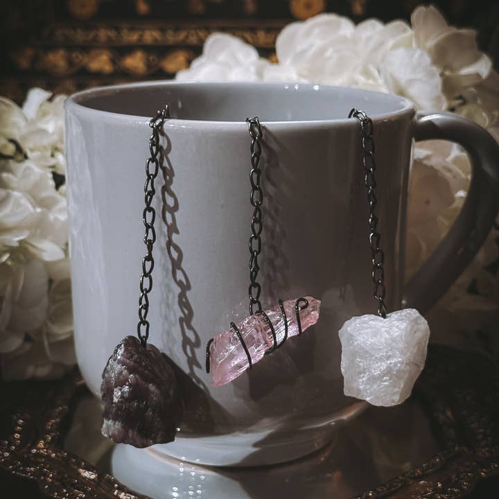 Night Rituals Occult - Vendita all'ingrosso Colini/infusori da tè - Colino da tè a forma di cuore nero2