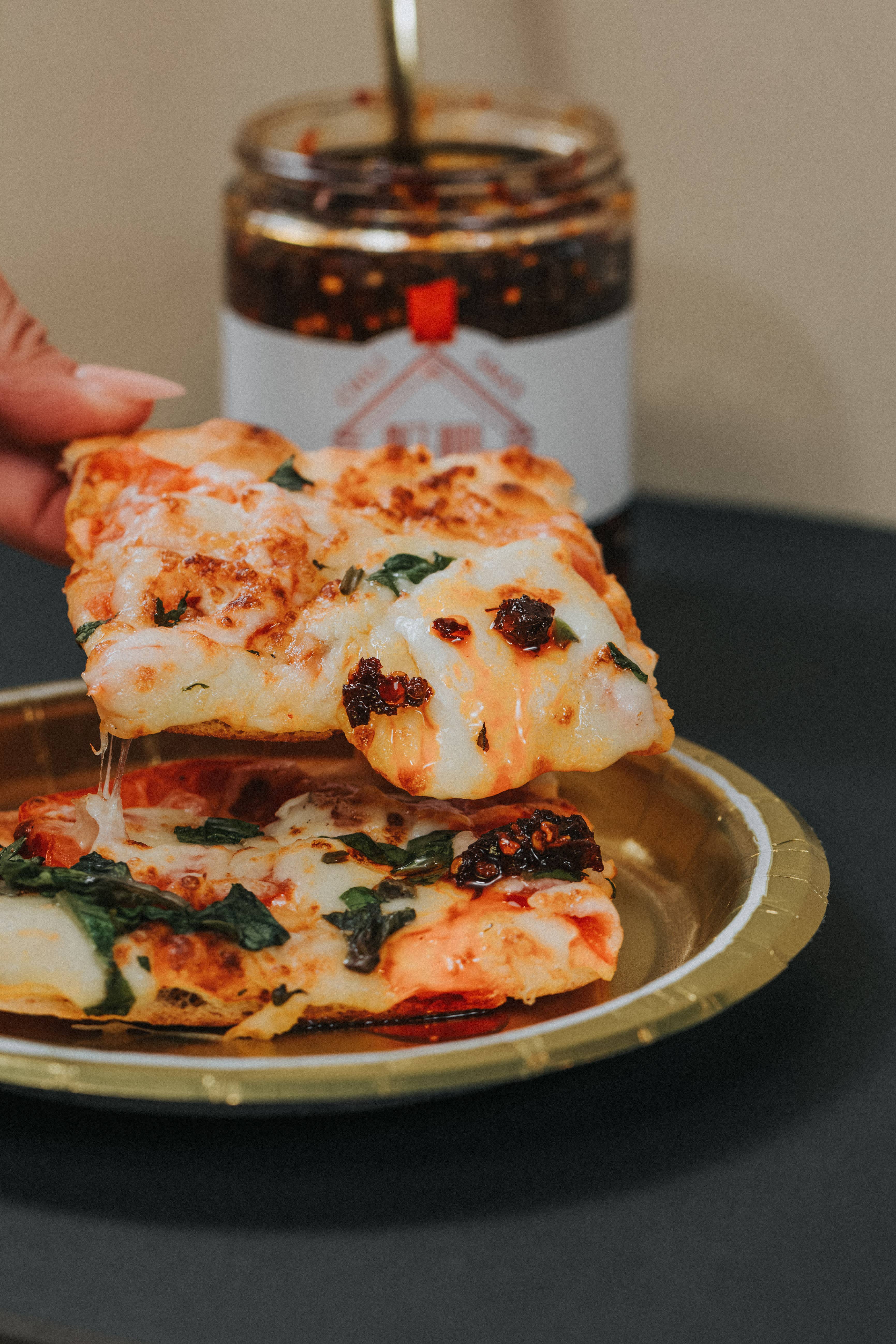 Me's Way LLC - Wholesale Sauce - MẸ’S WAY CHILI SAUCE-REGULAR-8oz9