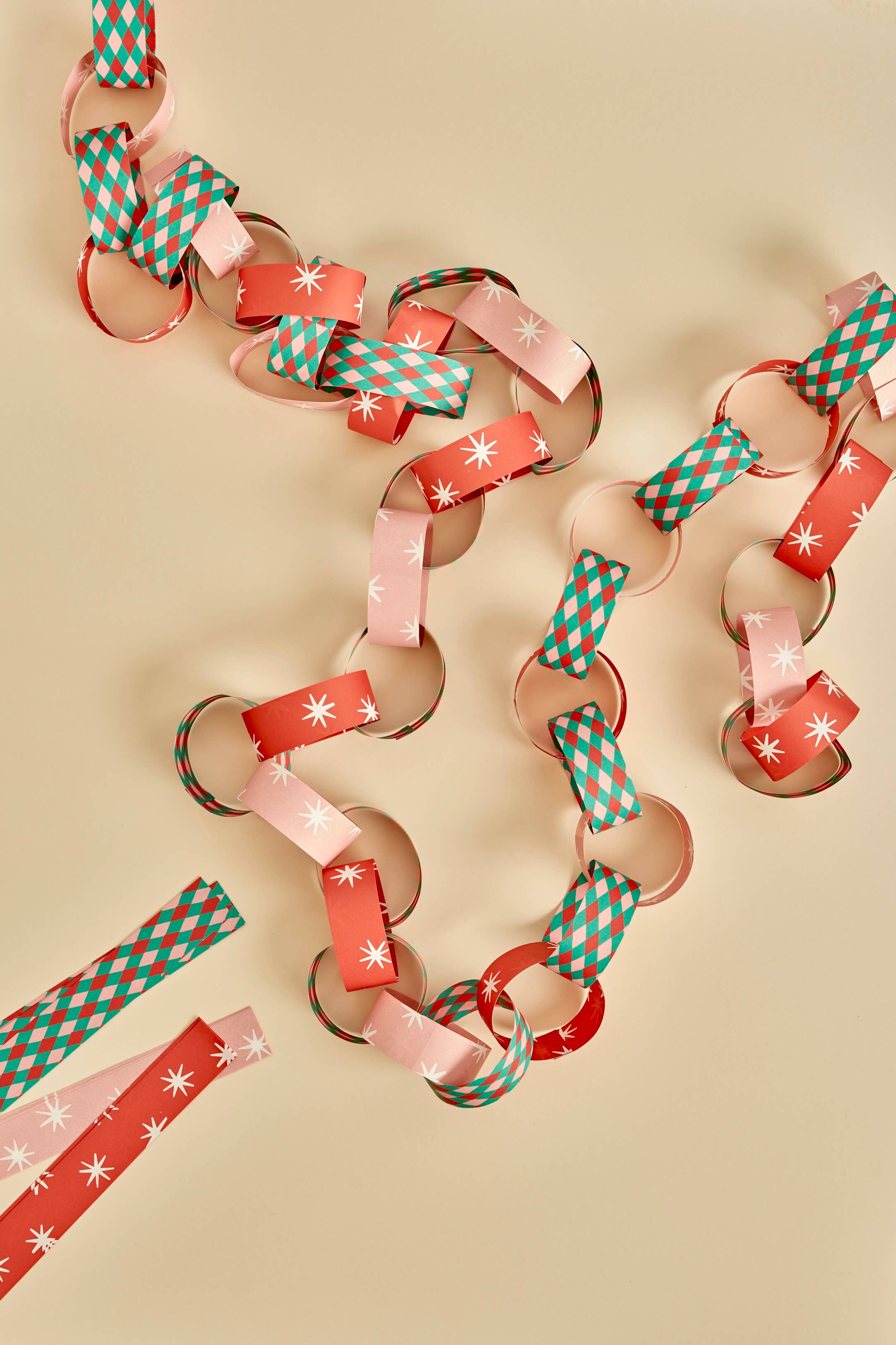 Heather Evelyn - Wholesale DIY Craft Kit - Paper Chain Kit - Harlequin & Stars1