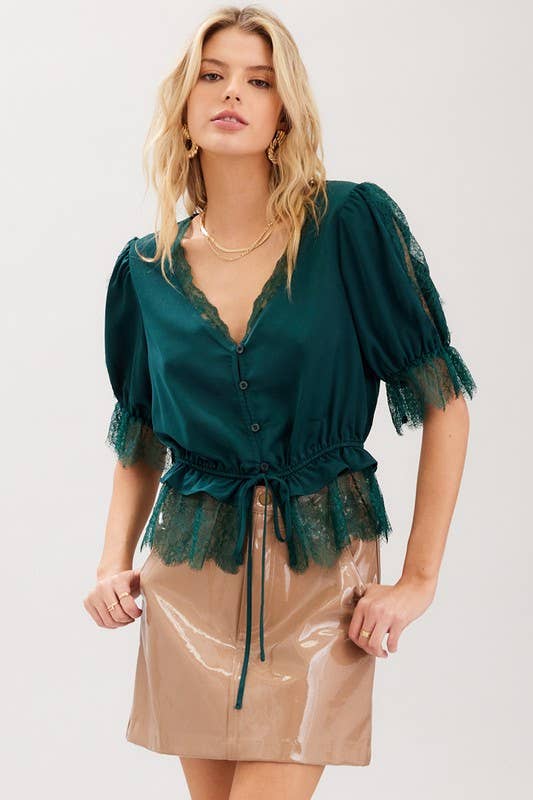 Moka Top en satin avec bordure en dentelle en vente sur Faire3