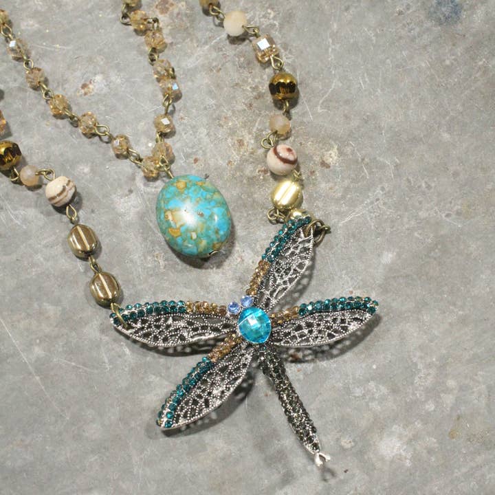 The Primitive Peddler, Inc. - Wholesale Pendant/Charm Necklace - Silent Whispers Dragonfly Bling Shades Of Teal Layered Necklace