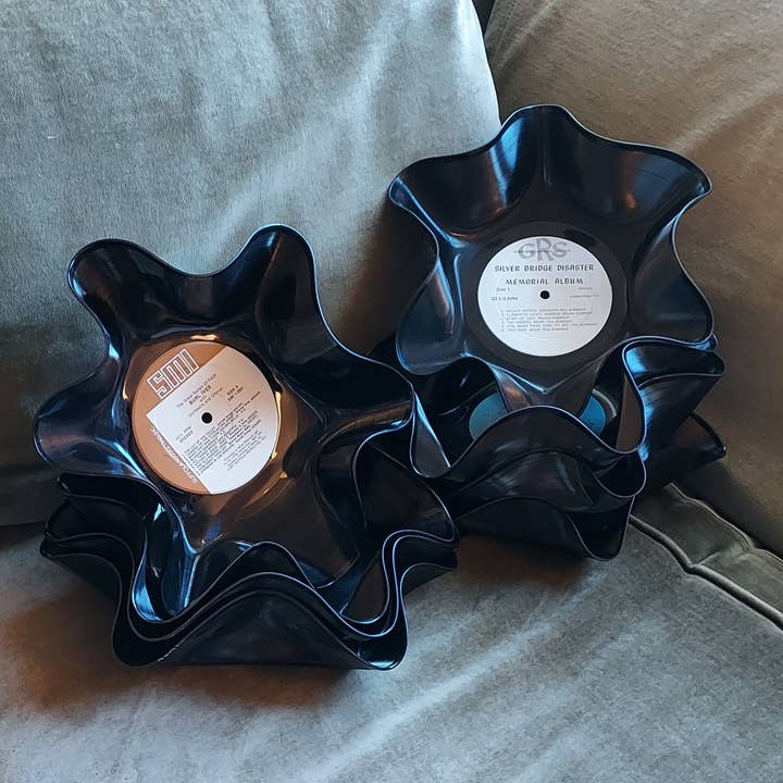Vinyl Record Bowls for wholesale by SpillProofLiquid