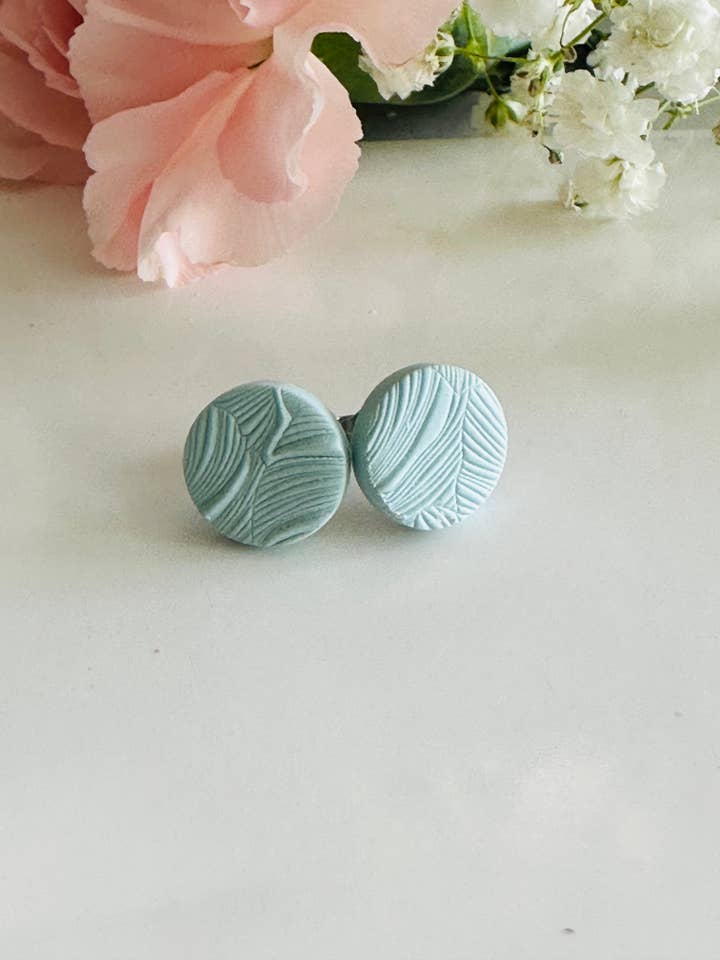 Clou en pâte polymère, couleur bleu ciel à motifs, taille 10 mm pour la vente par BuidesignCo
