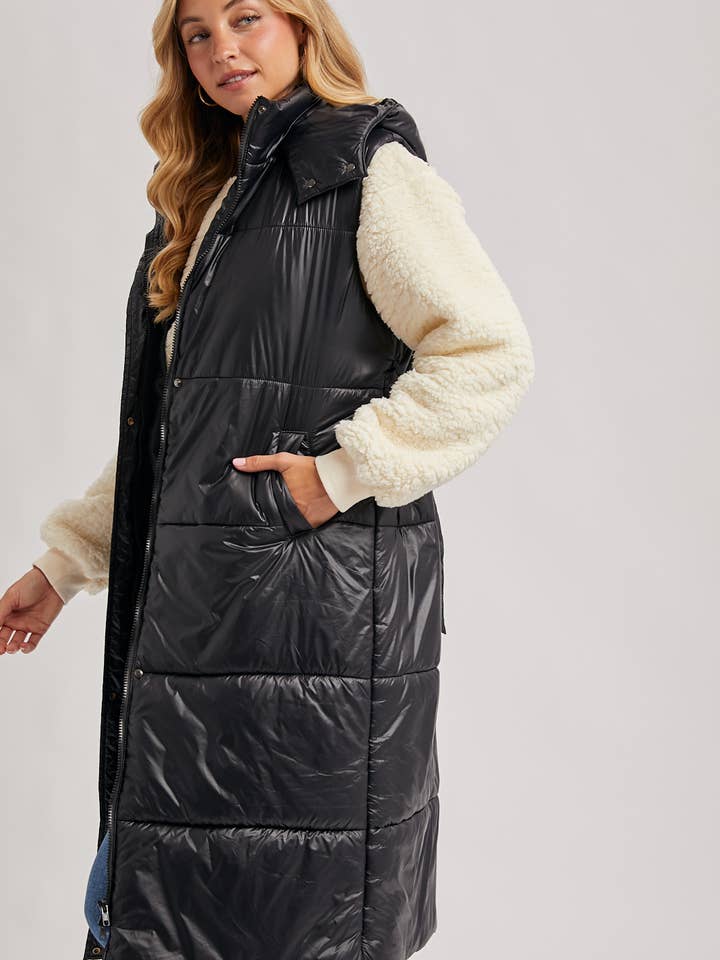 Bluivy - Wholesale Outerwear Vest - Women's - LONG LINE BELT PUFFER HOODED VEST21