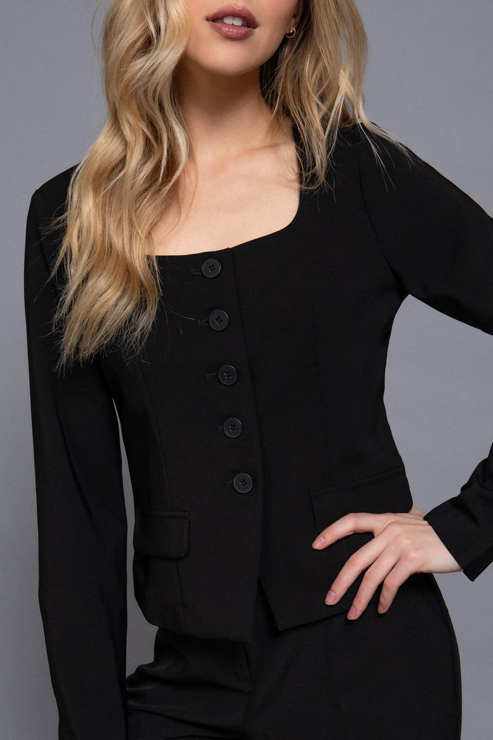 Active Basic | Active USA - Wholesale Blazer - Women's - Long Sleeve Square Neck Body Fitted Blazer7