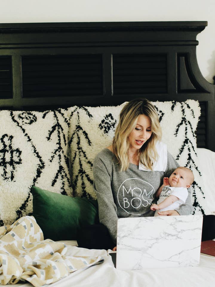 Mamma Boss Crew Tröja för wholesale av KLSD