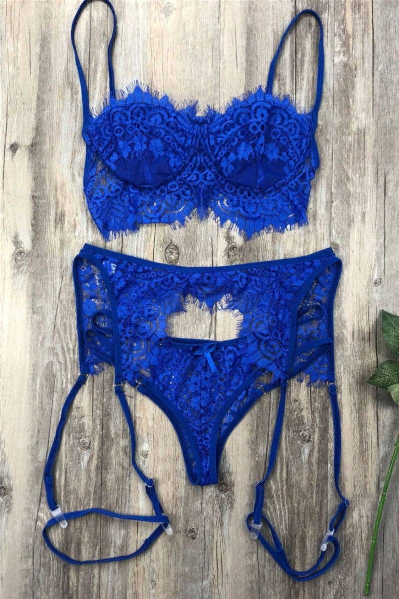 La Belle Fantastique – wholesale Underkläder - Dam – La Belle Fantastique Valentina 3 Piece Lace underkläder Set | Sexig underkläder Set |Brud gåva | Spets underkläder set | Svart underkläder set | Sheer underkläder set2