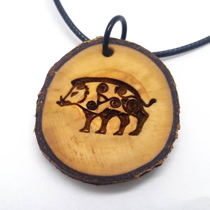 Celtic Boar houten hanger ketting voor heren, dierensymbool voor wholesale door Lyoncraft