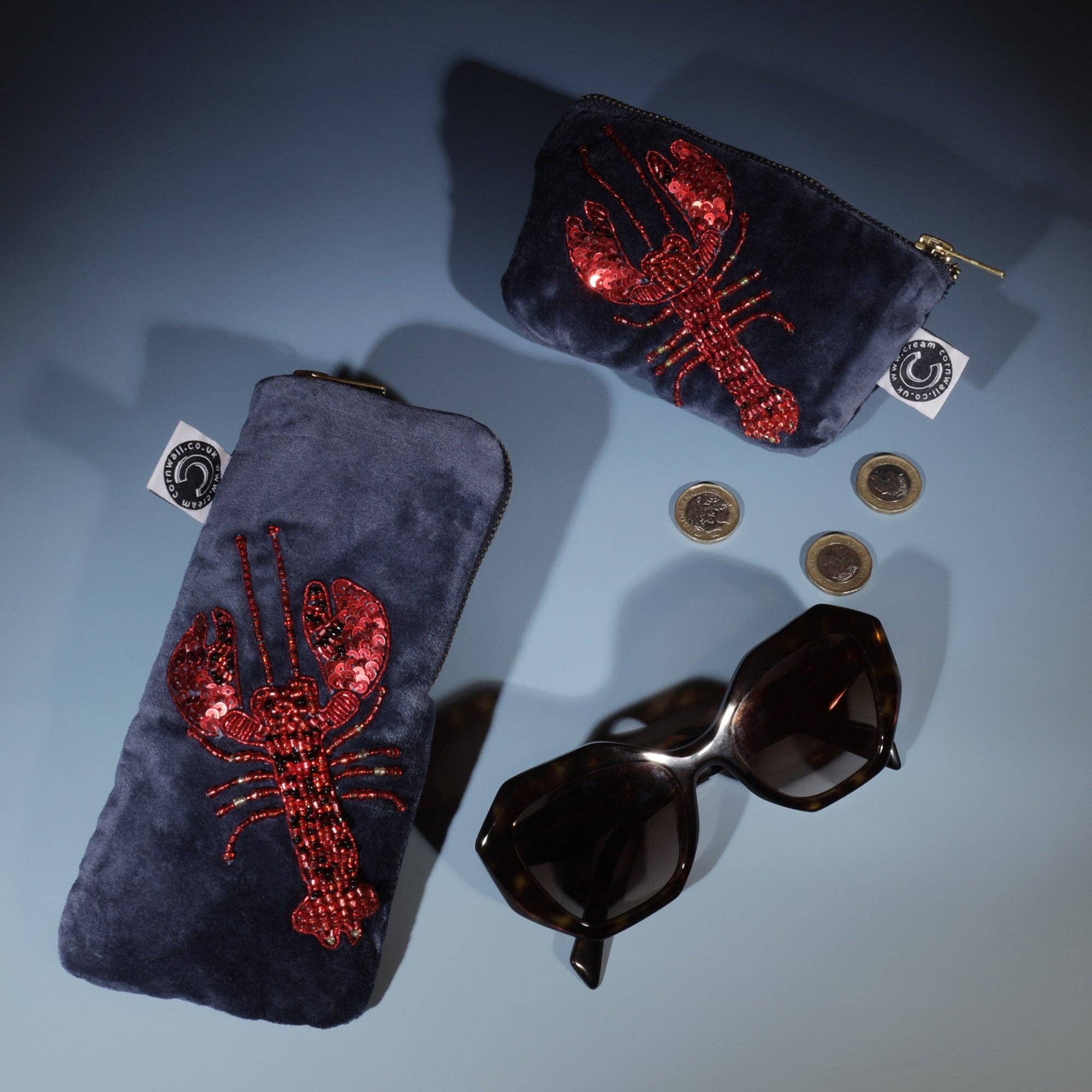 Cream Cornwall – wholesale Eyewear cases & holders – Women's – Velvet Beaded Lobster Glasses Case1