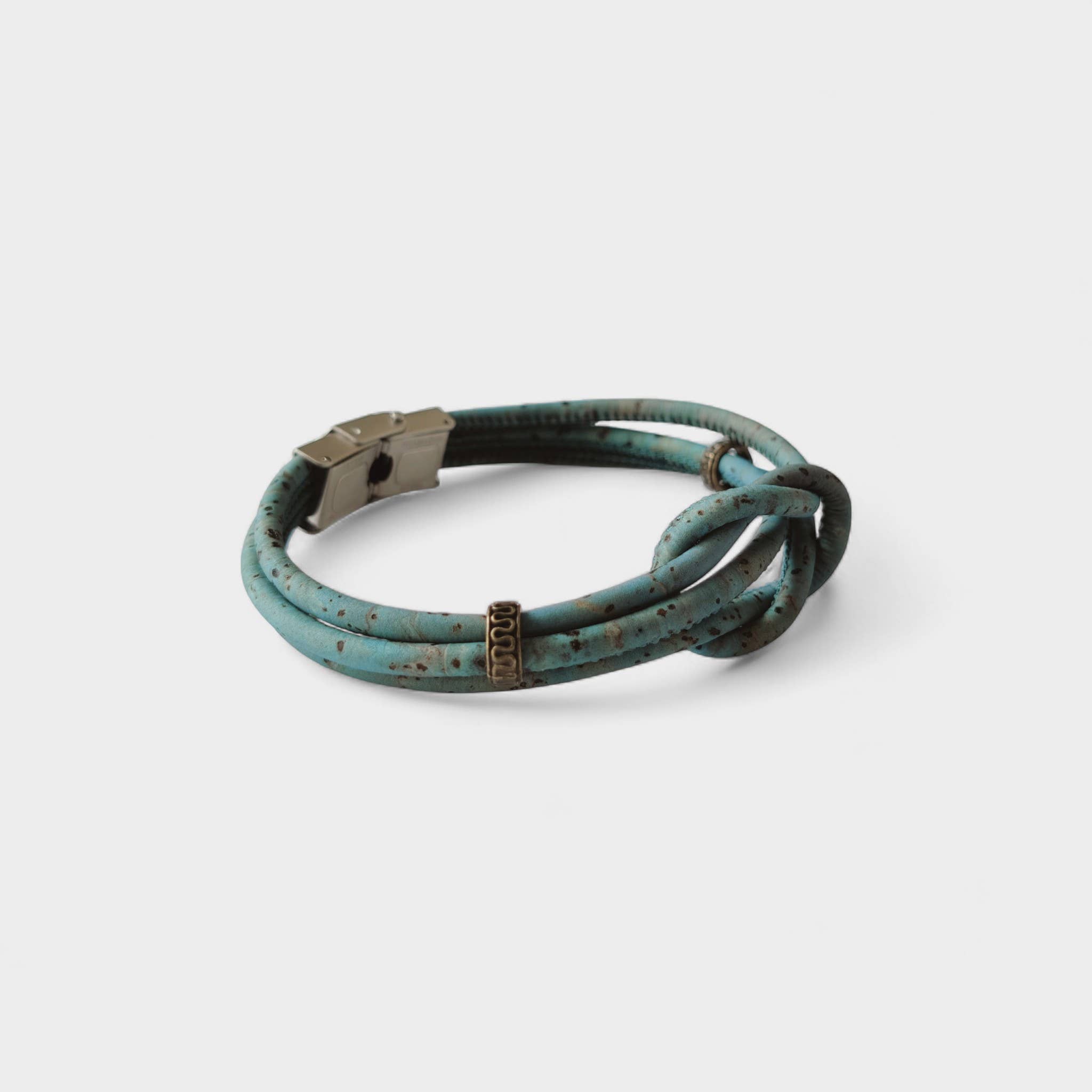 Karmyliege - Wholesale Jewelry - Men's - Yann cork men's bracelet - Vegan jewelry1