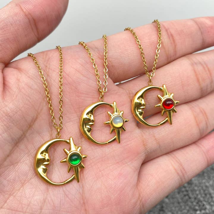 Mio Queena - Wholesale Pendant/Charm Necklace - Gemstone Star Moon 18K Gold Plated SS Necklace - FGS/MS