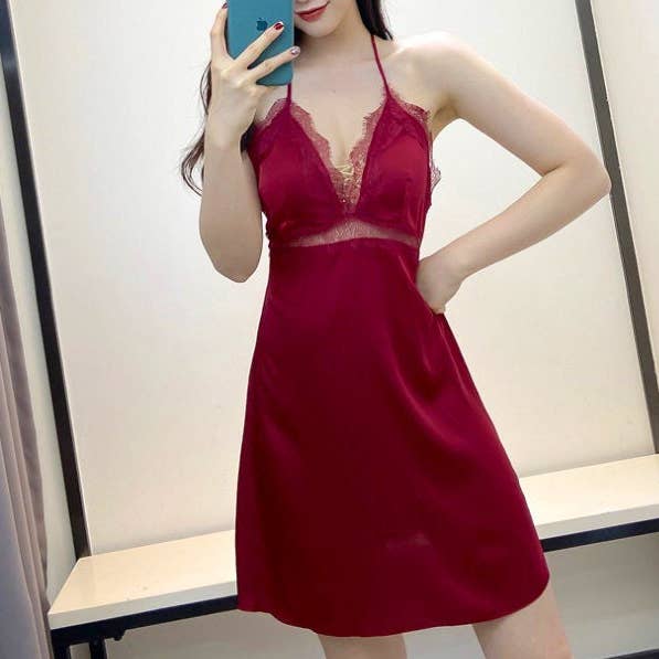 Novidades, Vestidos em Cetim Feminina/Vestidos em Renda Curta/Lingerie/Vestidos em Cetim /Vestido de Seda com Detalhe em Rendas por atacado de FanakoStudioNYC